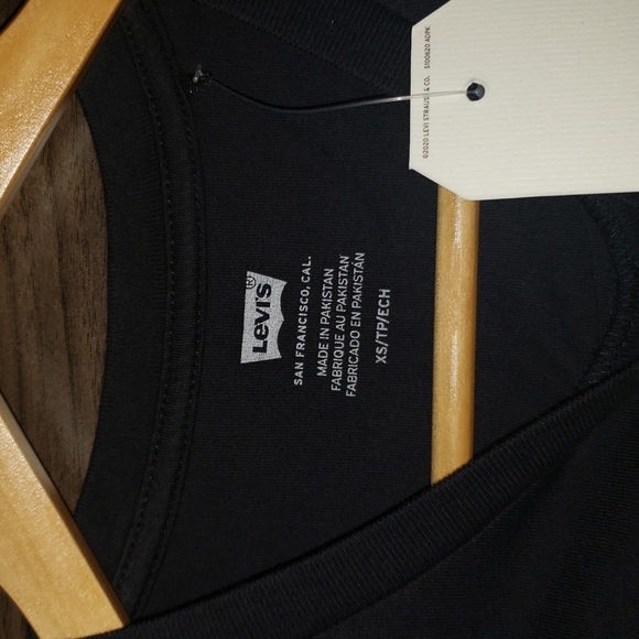 Levi's Cropped Jordie T-Shirt Rainbow Caviar - XS - Picture 5 of 5